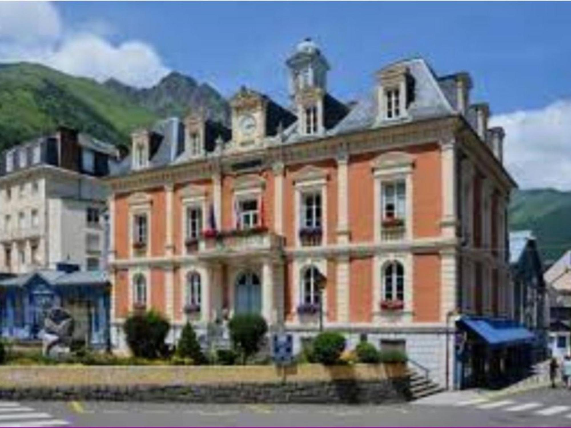 T2 Renove Avec Terrasse, Parking Prive, Local Velos A Cauterets - Fr-1-401-290 מראה חיצוני תמונה
